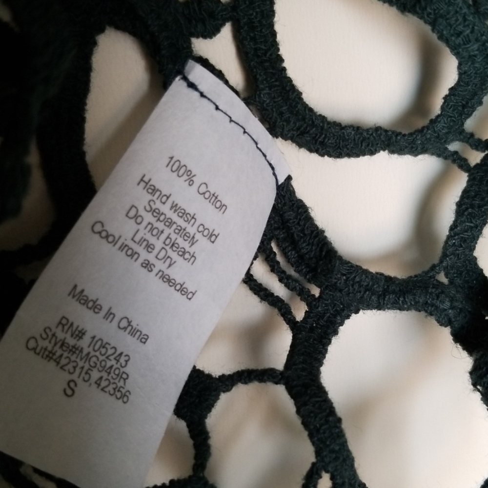 Bobeau NWT boho see thru lace like top sz S - Picture 6 of 7